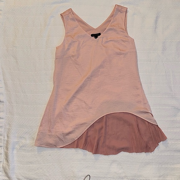 HALSTON CORAL PINK TOP - Picture 1 of 3